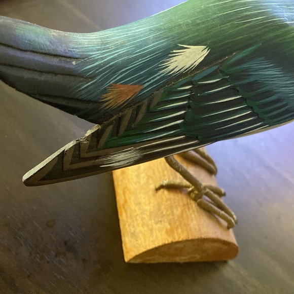 Hand Carved / Hand painted Nuthatch Bird - Picture 6 of 11